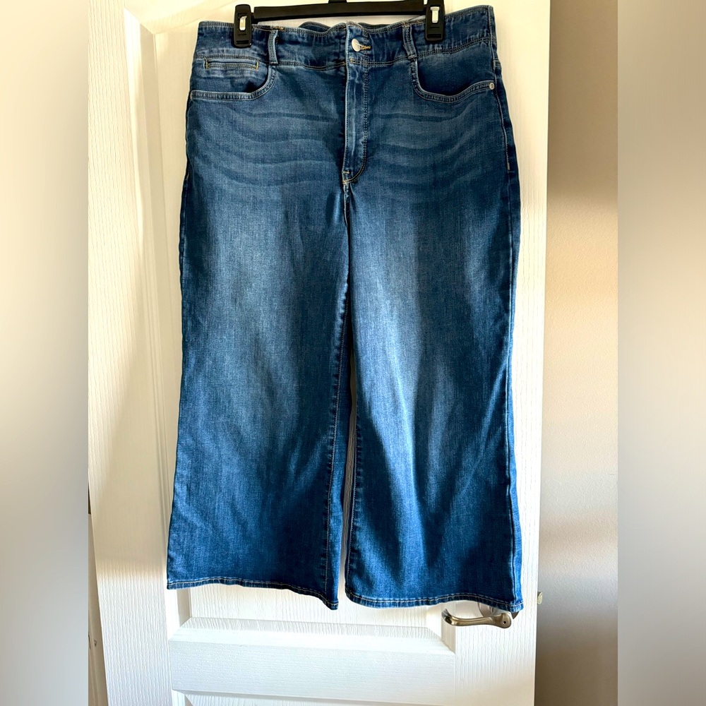 Denim crop pants